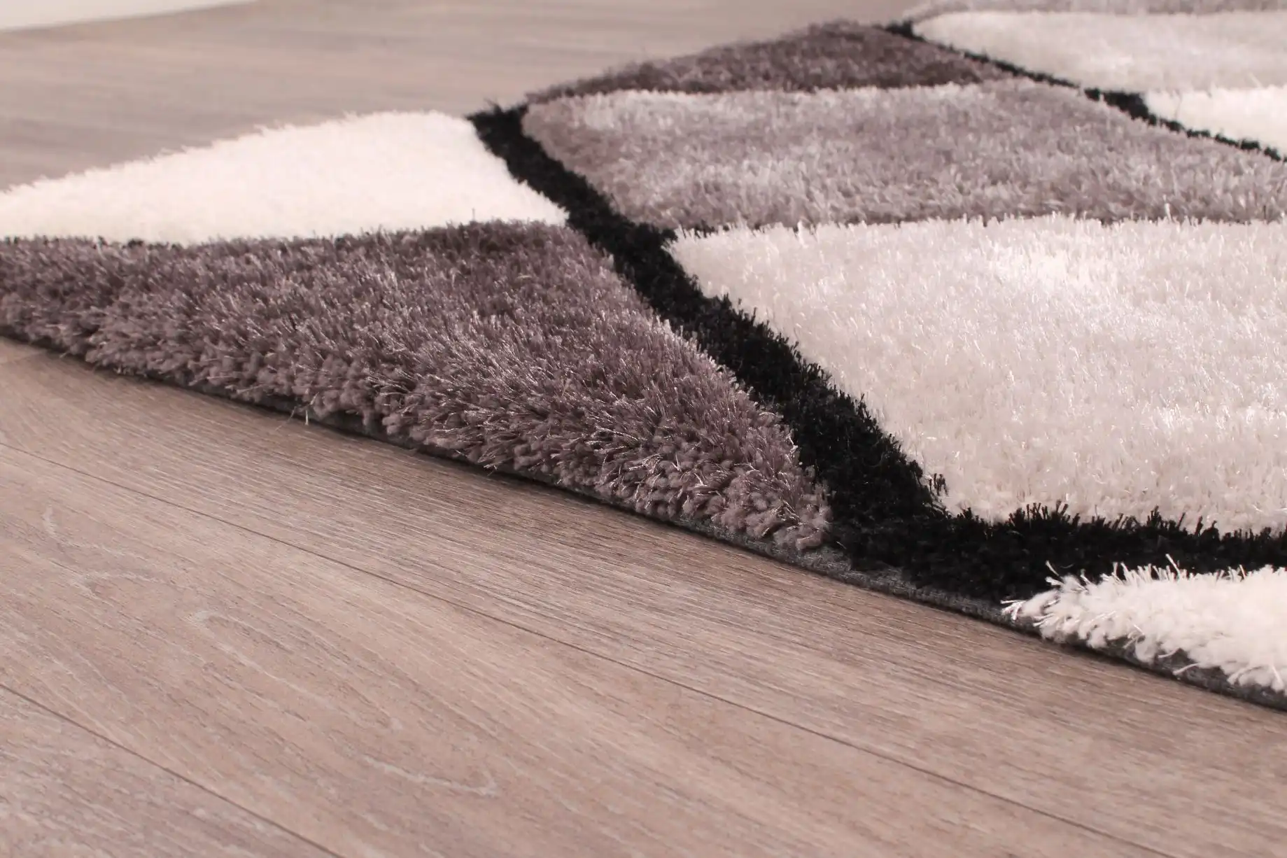 3D Carved Diamond Grey Rug - Image 5