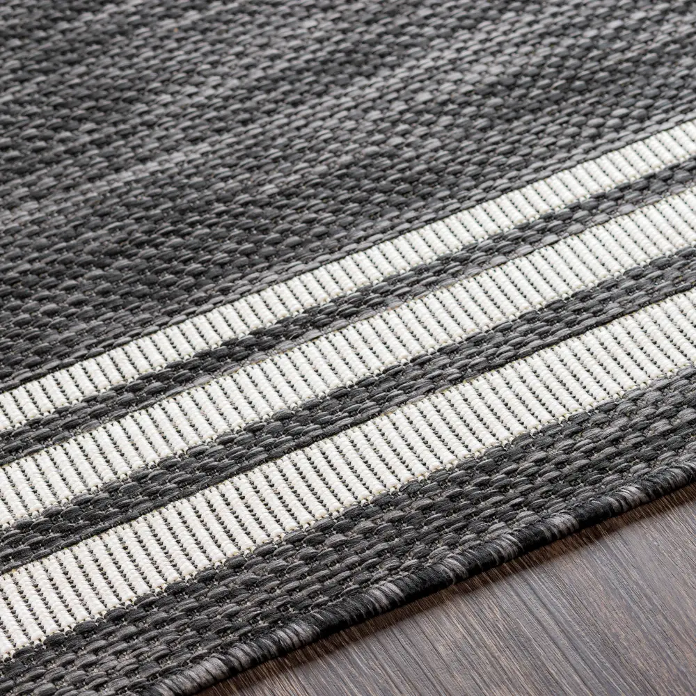 Akriti In- & Outdoor Traditionnal Boho Dark Grey Rug - Image 5