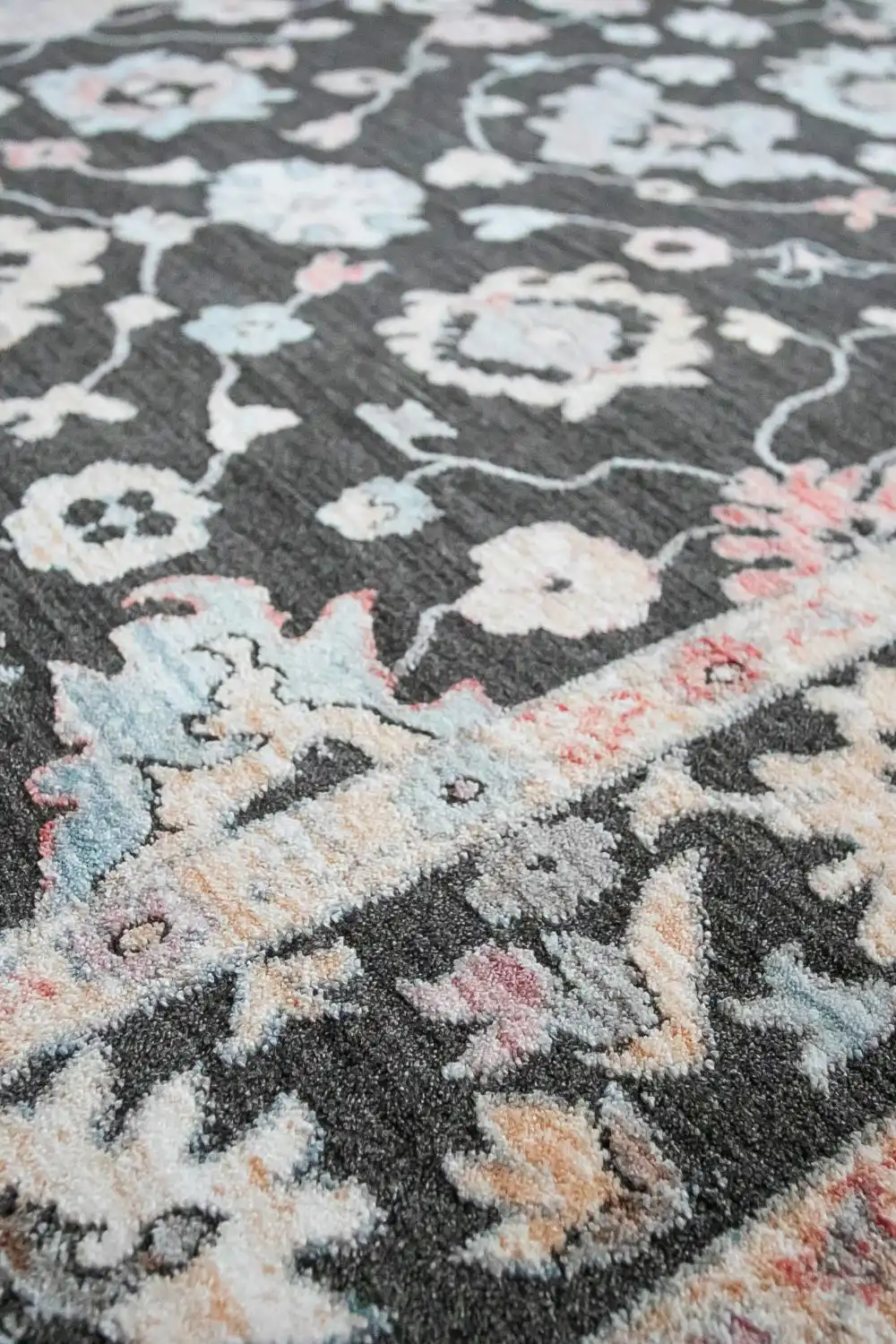Alia 428GL Anthracite Sand Rug - Image 5
