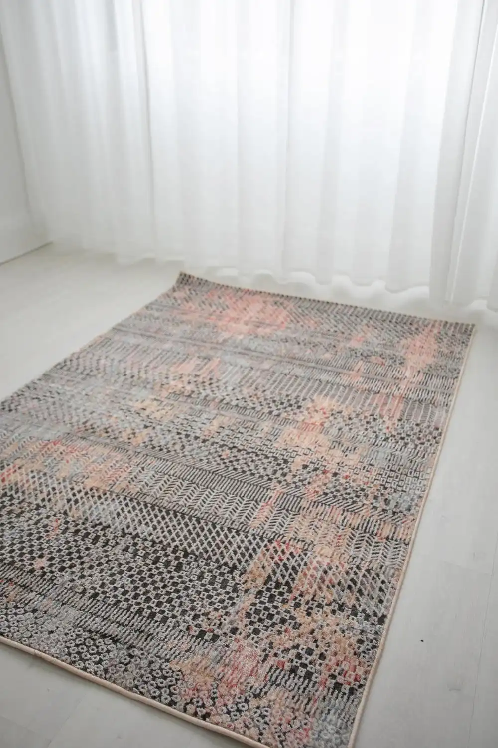 Alia 860GL Anthracite Rose Rug - Image 2