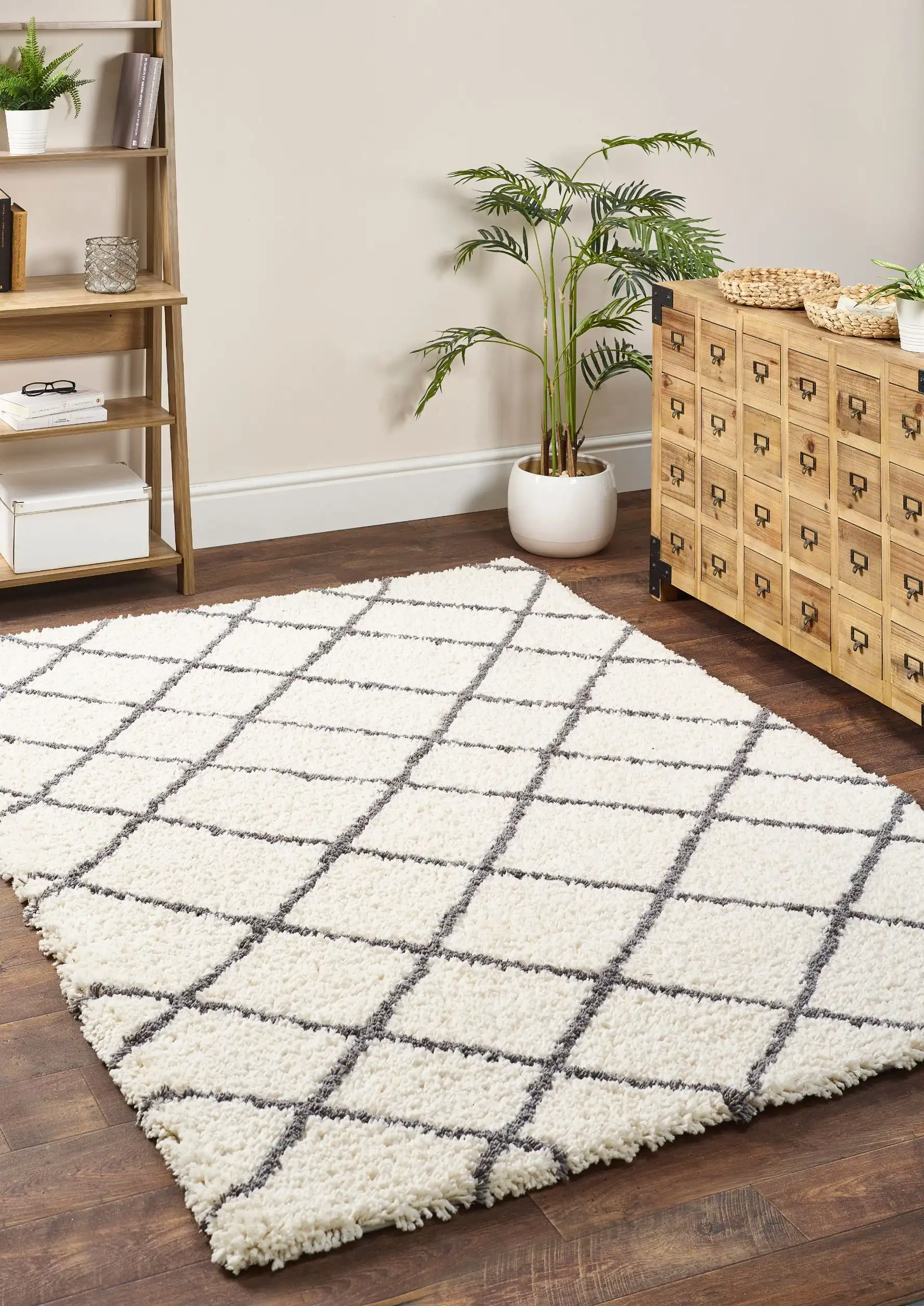 Artisan- Origins Diamond Rug