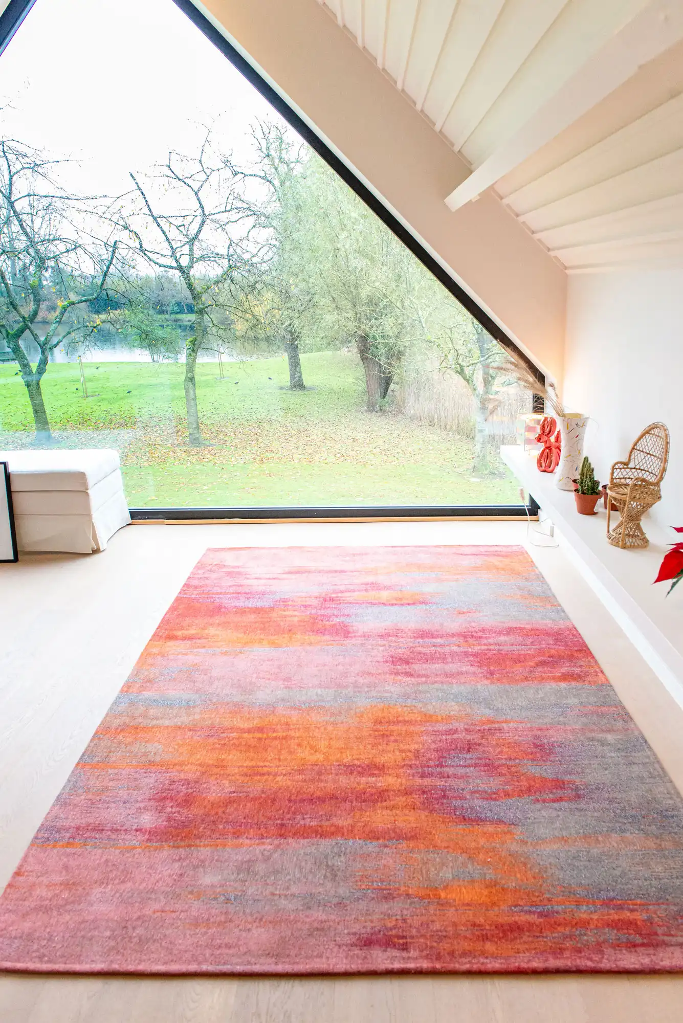 Atlantic 9116 Hibiscus Red Washable Rug