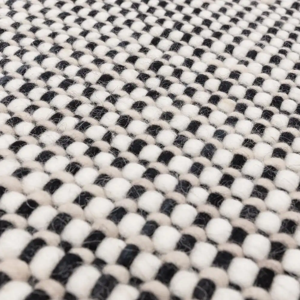 Avalon Monochrome Rug - Image 7