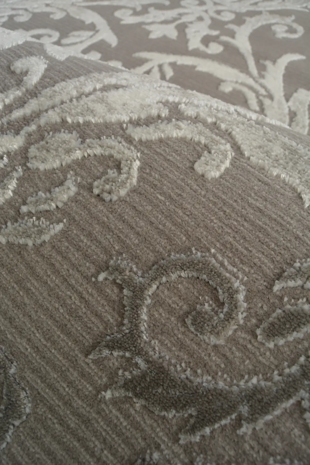 AVERY DAMASK GREY - Image 3