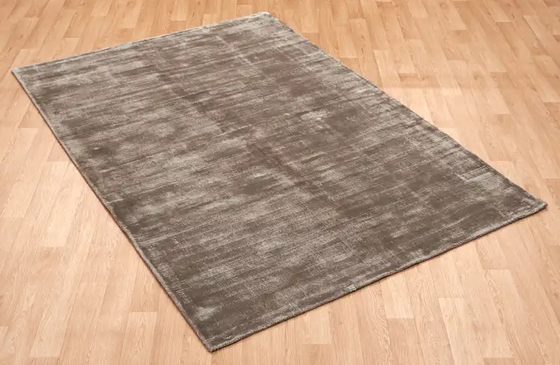 Blade Smoke Rug - Image 2