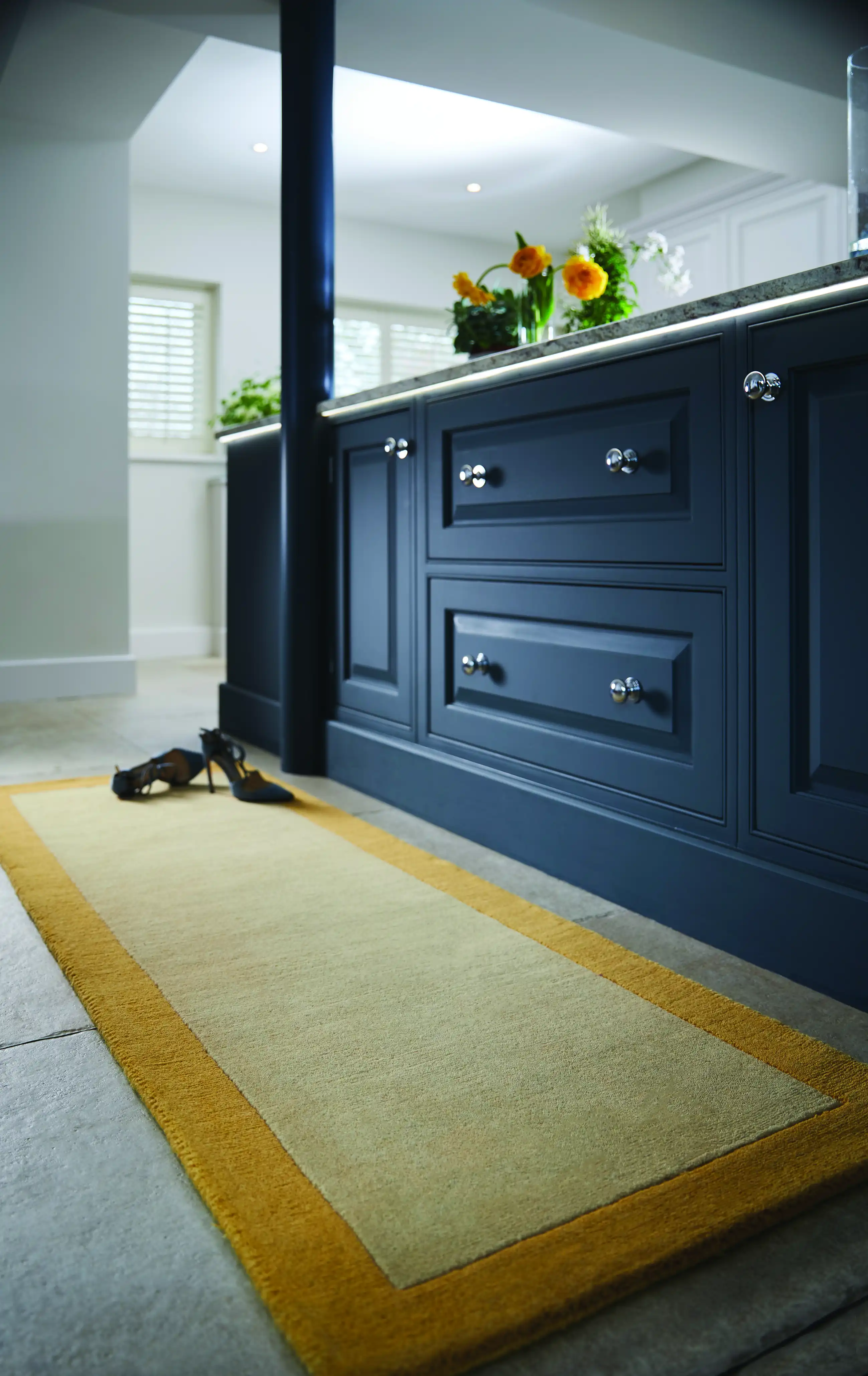 Borders Ochre Rug - Image 2