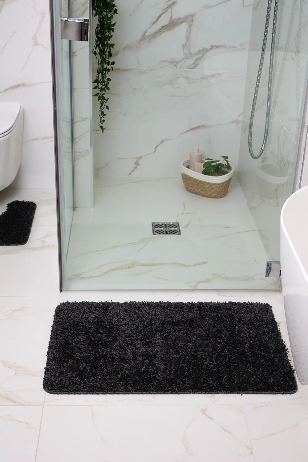 Buddy Bath Mat Black - Image 6