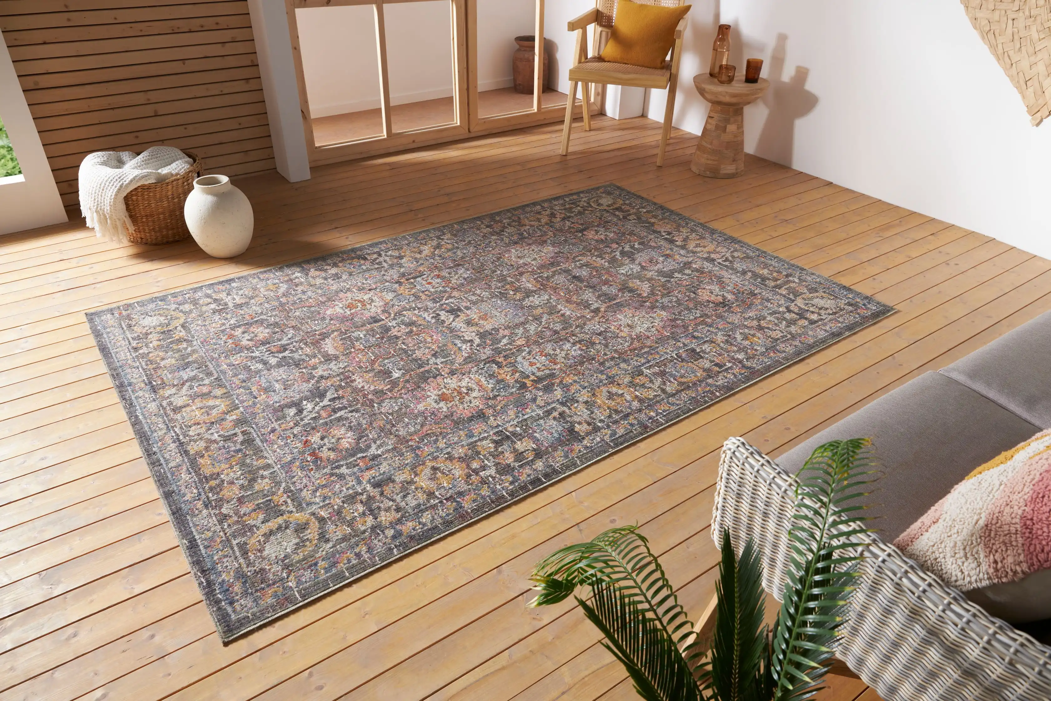 Cairo Washable Port Cream Blue Rug