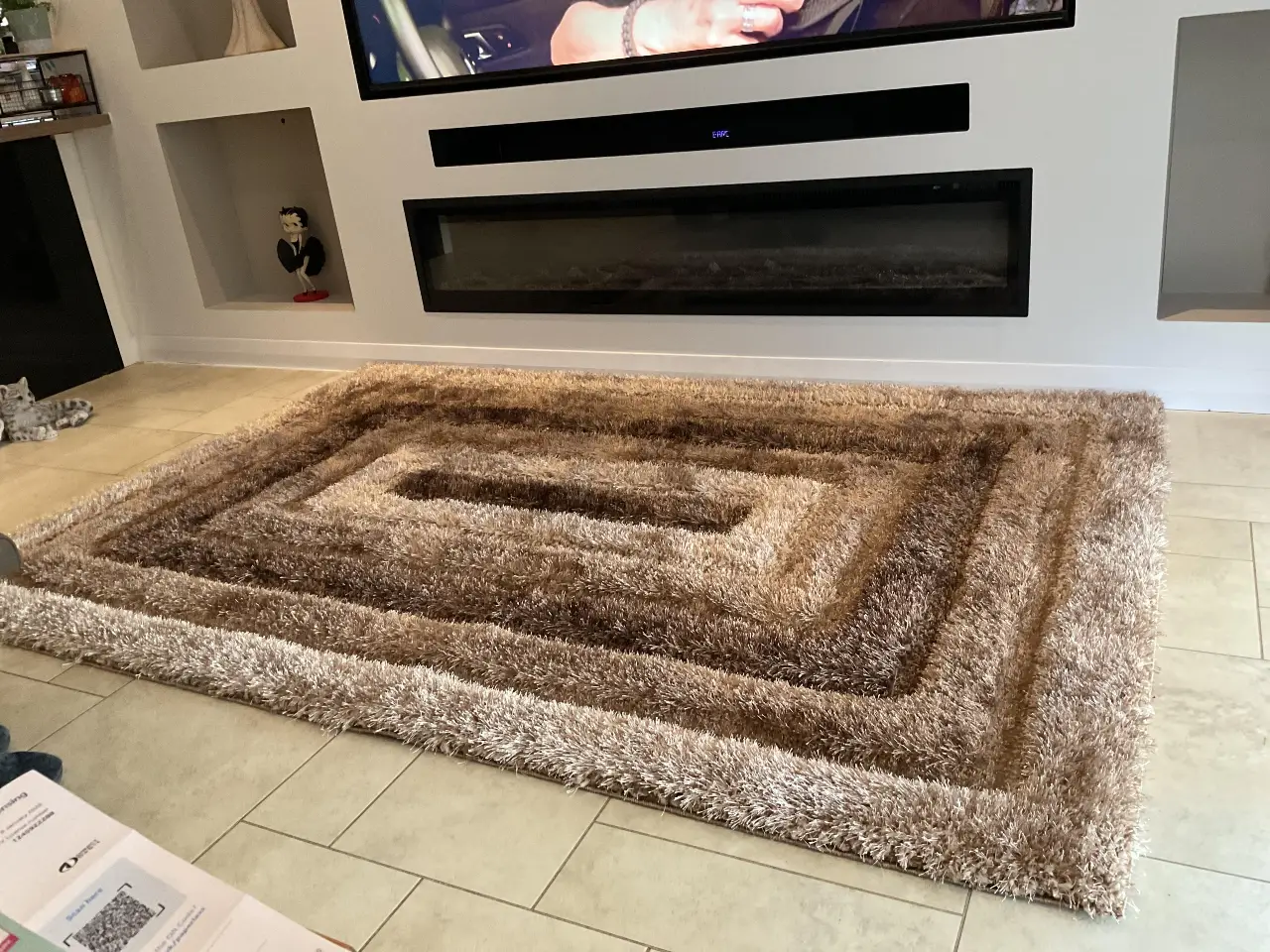 California 630 Bronze Rug - Image 2