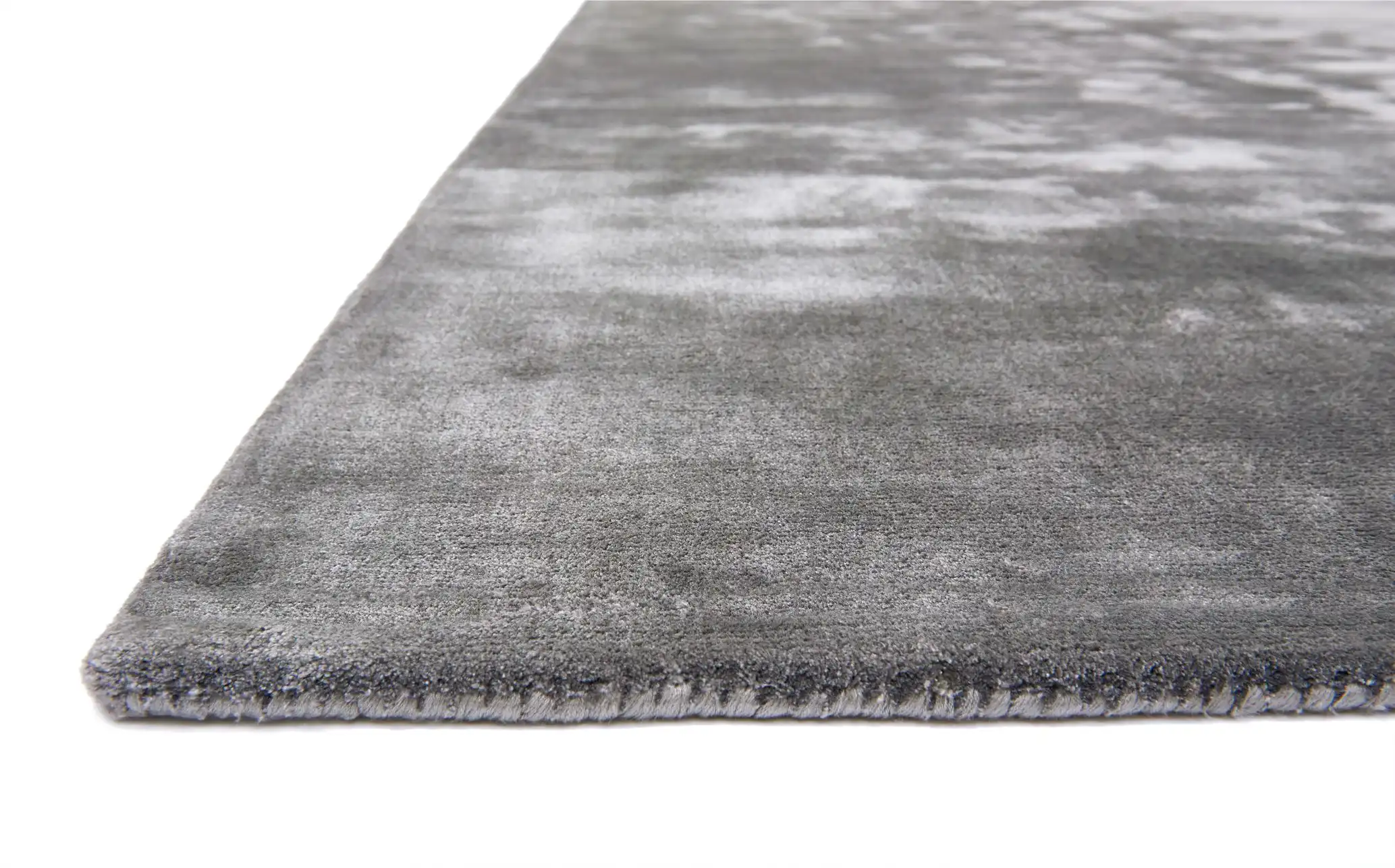 Chrome Zinc Rug - Image 3