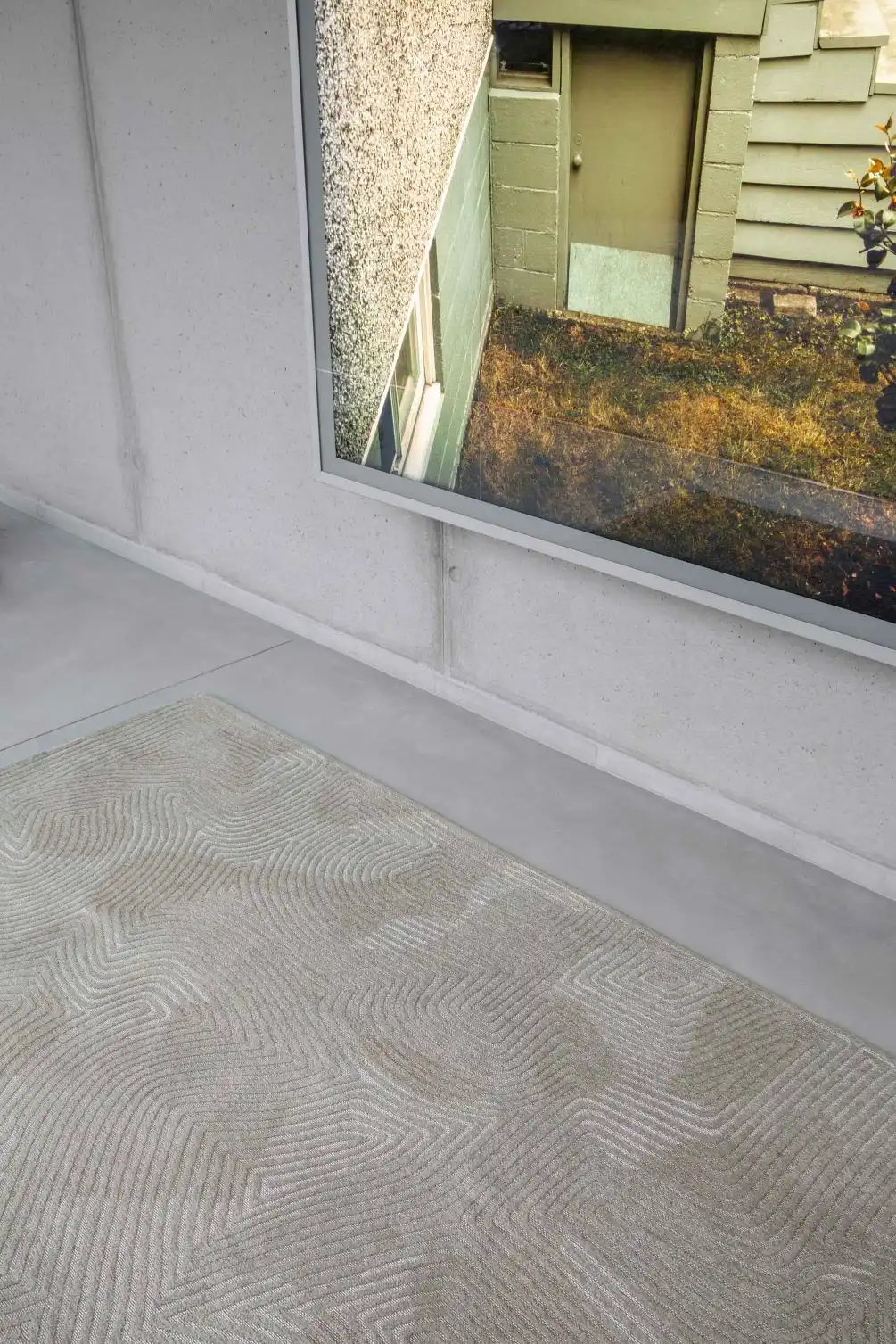 Coral Meditation 9229 Shell Beige Washable Rug - Image 4