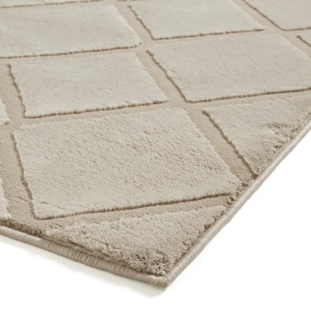 Catherine Lansfield Cosy Diamond Natural - Washable - Image 7
