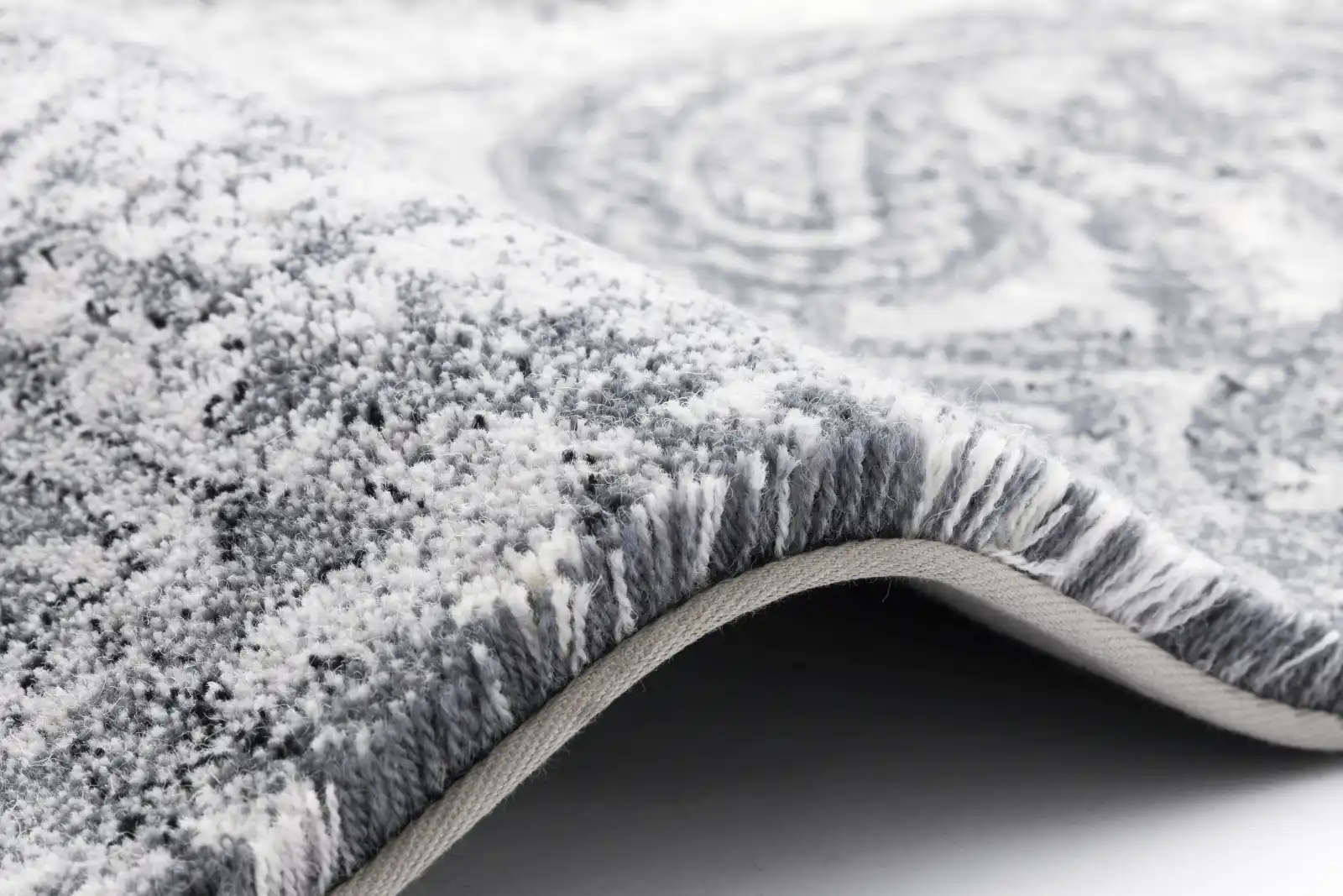 Diamond Wool Calisia Eddie Graphite Rug - Image 3