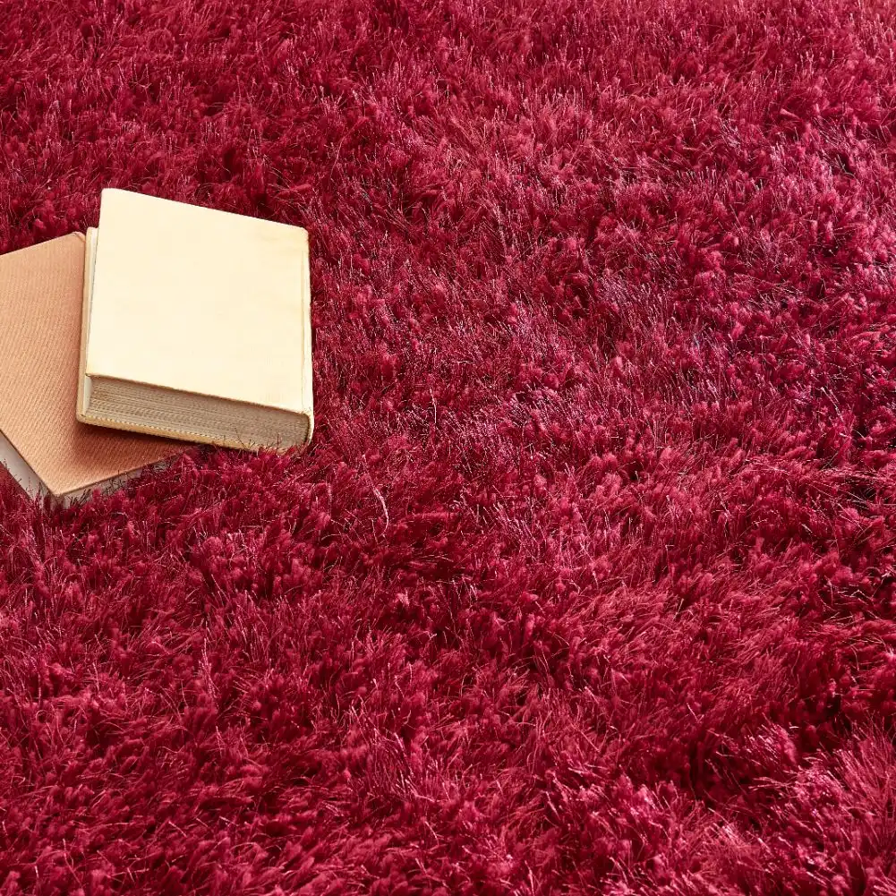 Extravagance Wine Rug - Image 3