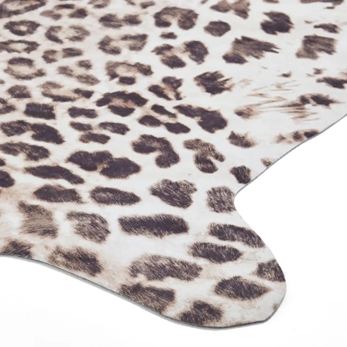 Faux Animal Print Leopard Print Rug - Image 4