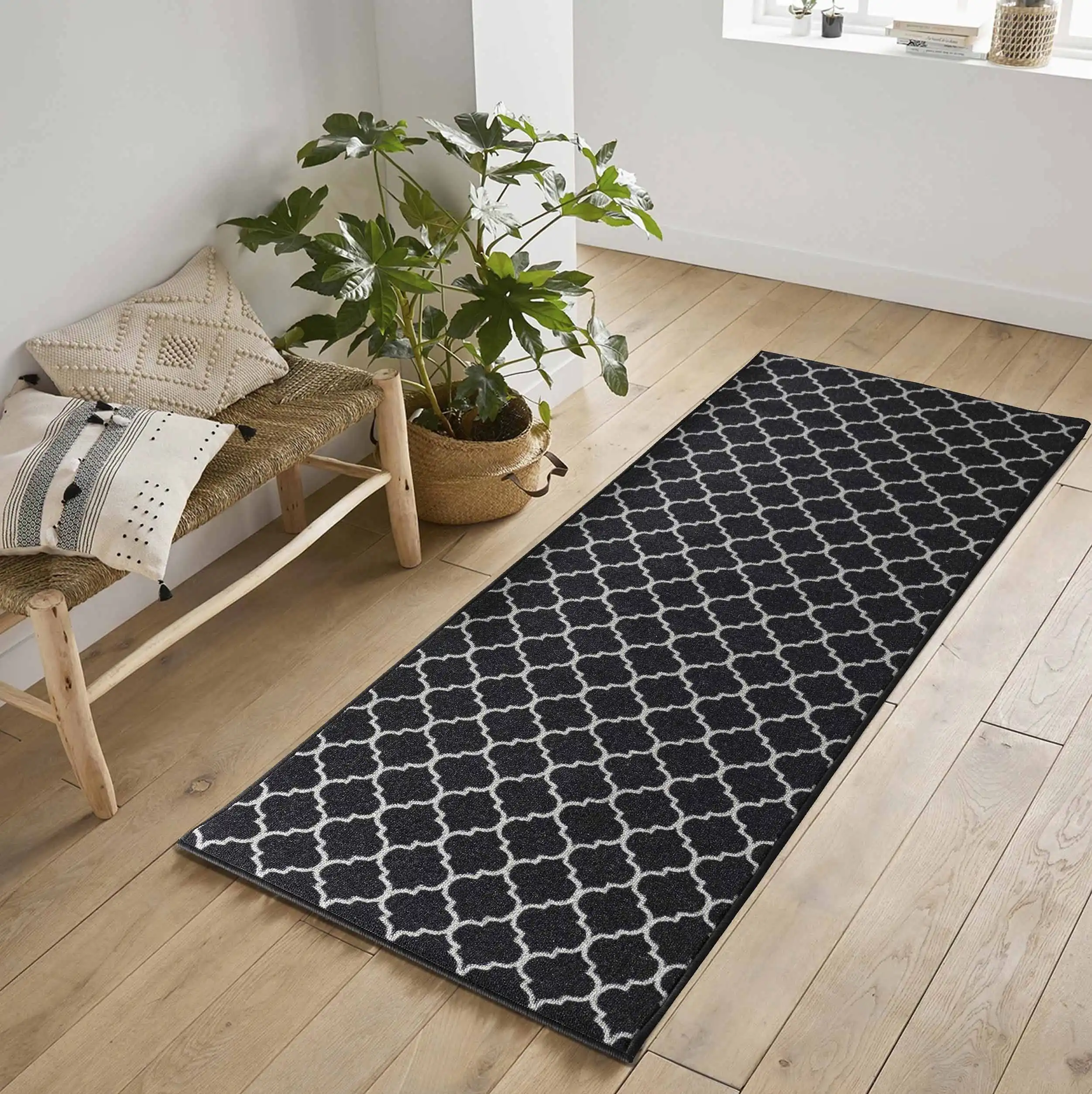 Washable Gel-Back Havana Trellis Black Rug - Image 4