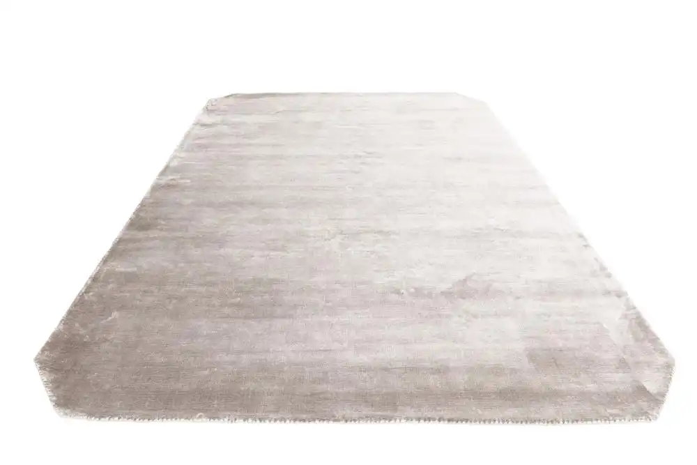 Gleam Silver Rug