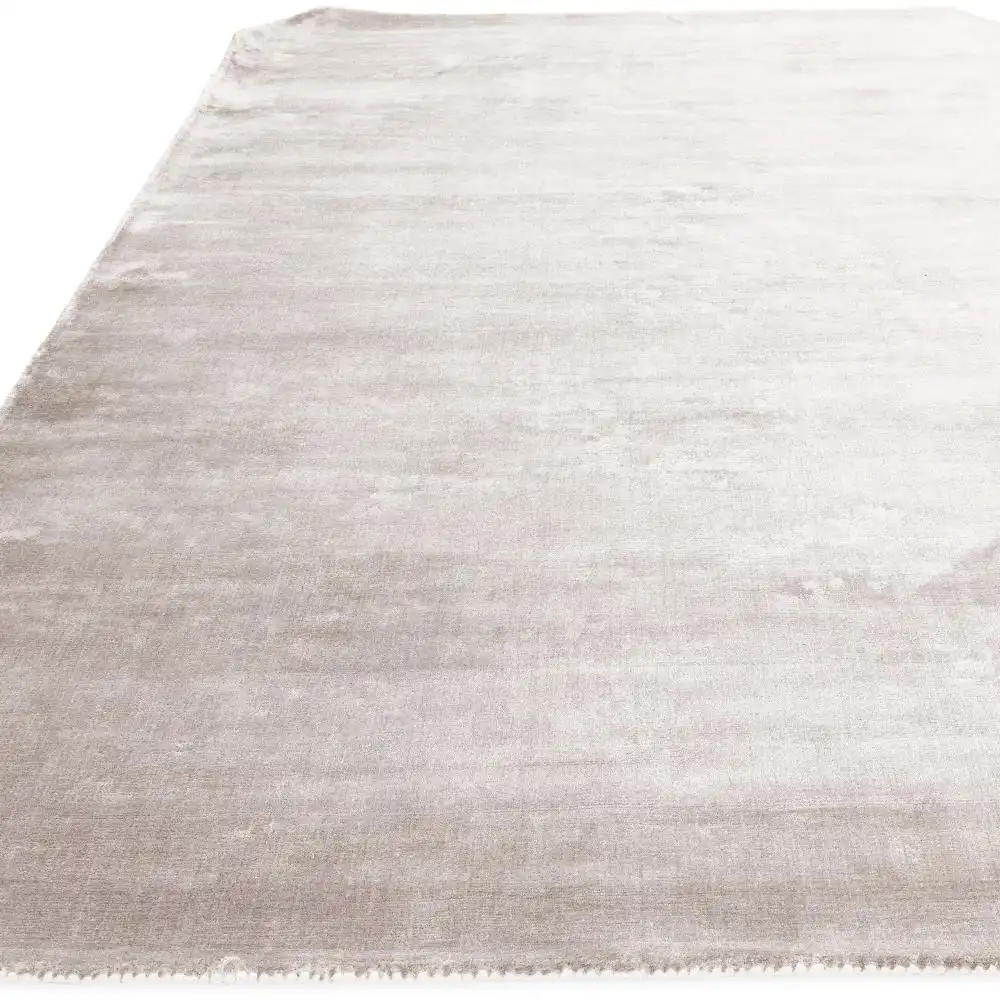 Gleam Silver Rug - Image 5