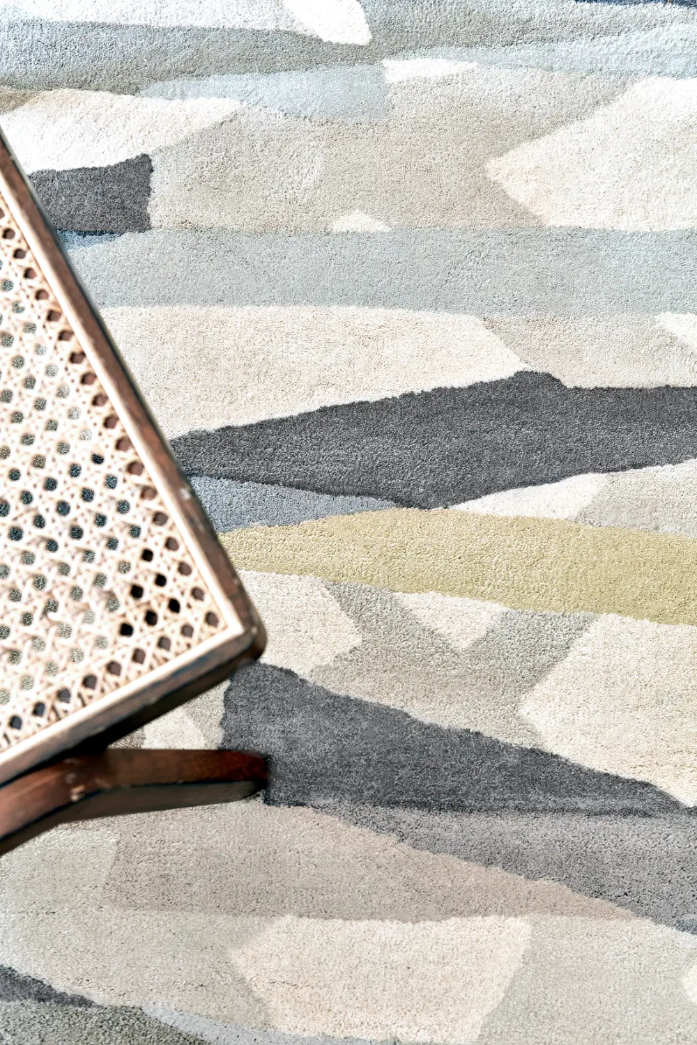 Harlequin Diffinity Oyster 140001 Rug - Image 3
