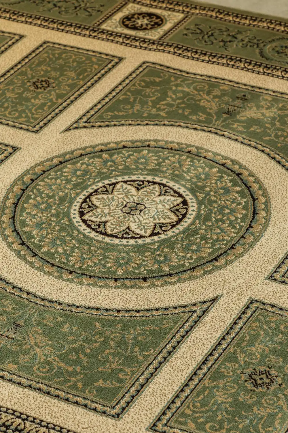 Herat 2 105991 Olive-Green Cream Rug - Image 3