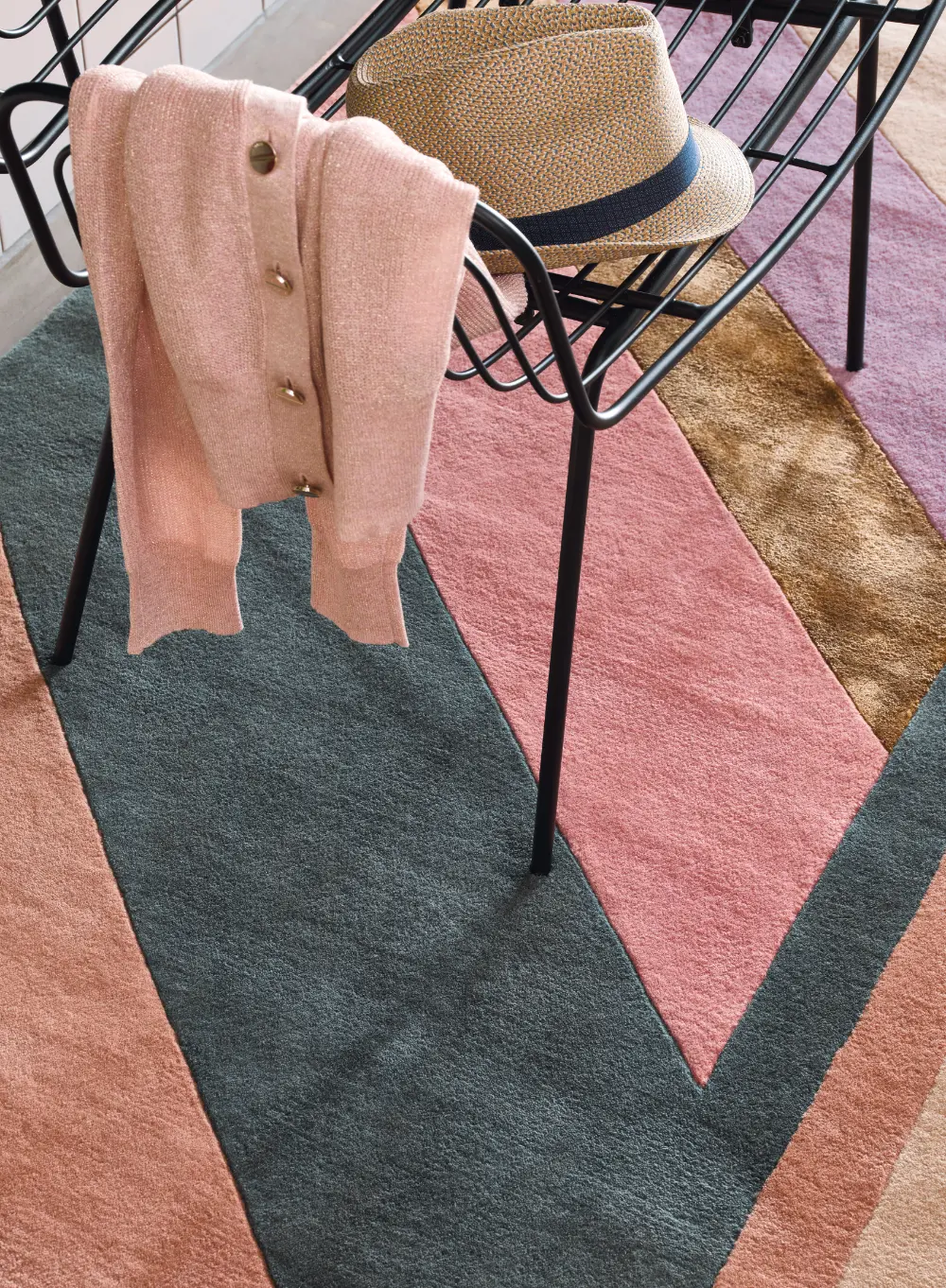 Jardin Ted Baker -Pink 160902 Rug - Image 2