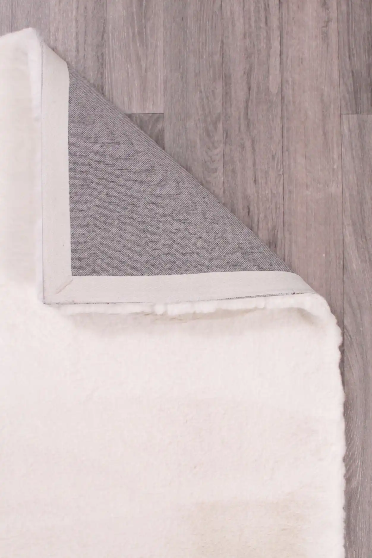 Luxe Faux Fur Ivory Rug - Image 5