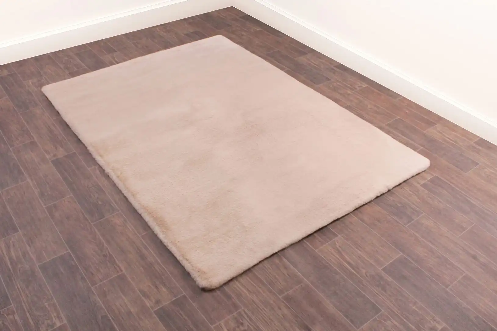 Luxe Faux Fur Natural Rug