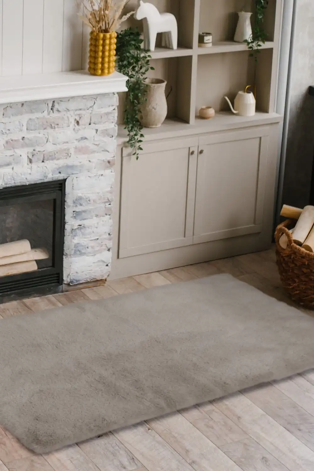 Luxury Faux Fur Melrose Natural Rug - Image 3
