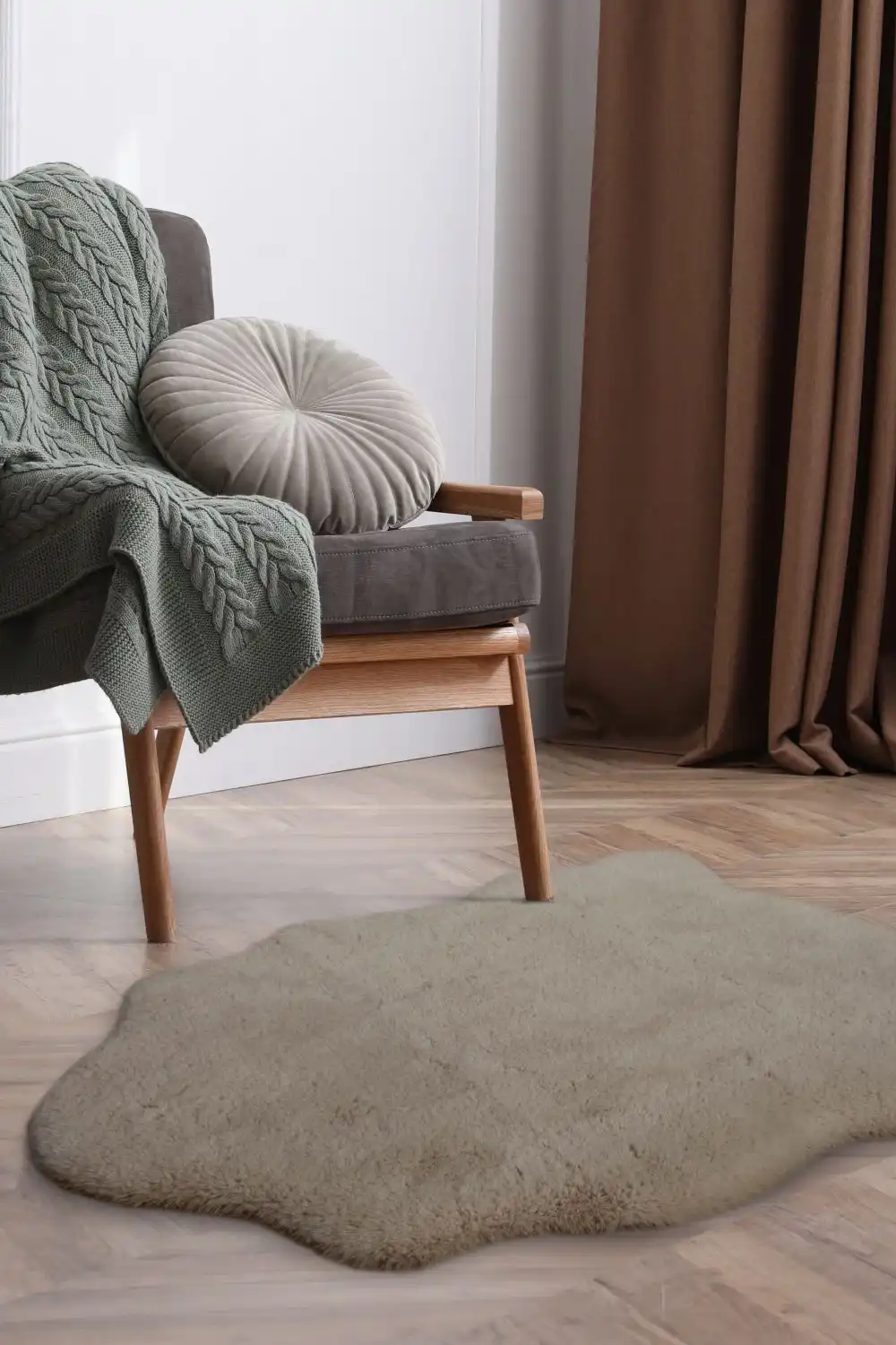 Luxury Faux Fur Melrose Natural Rug - Image 9