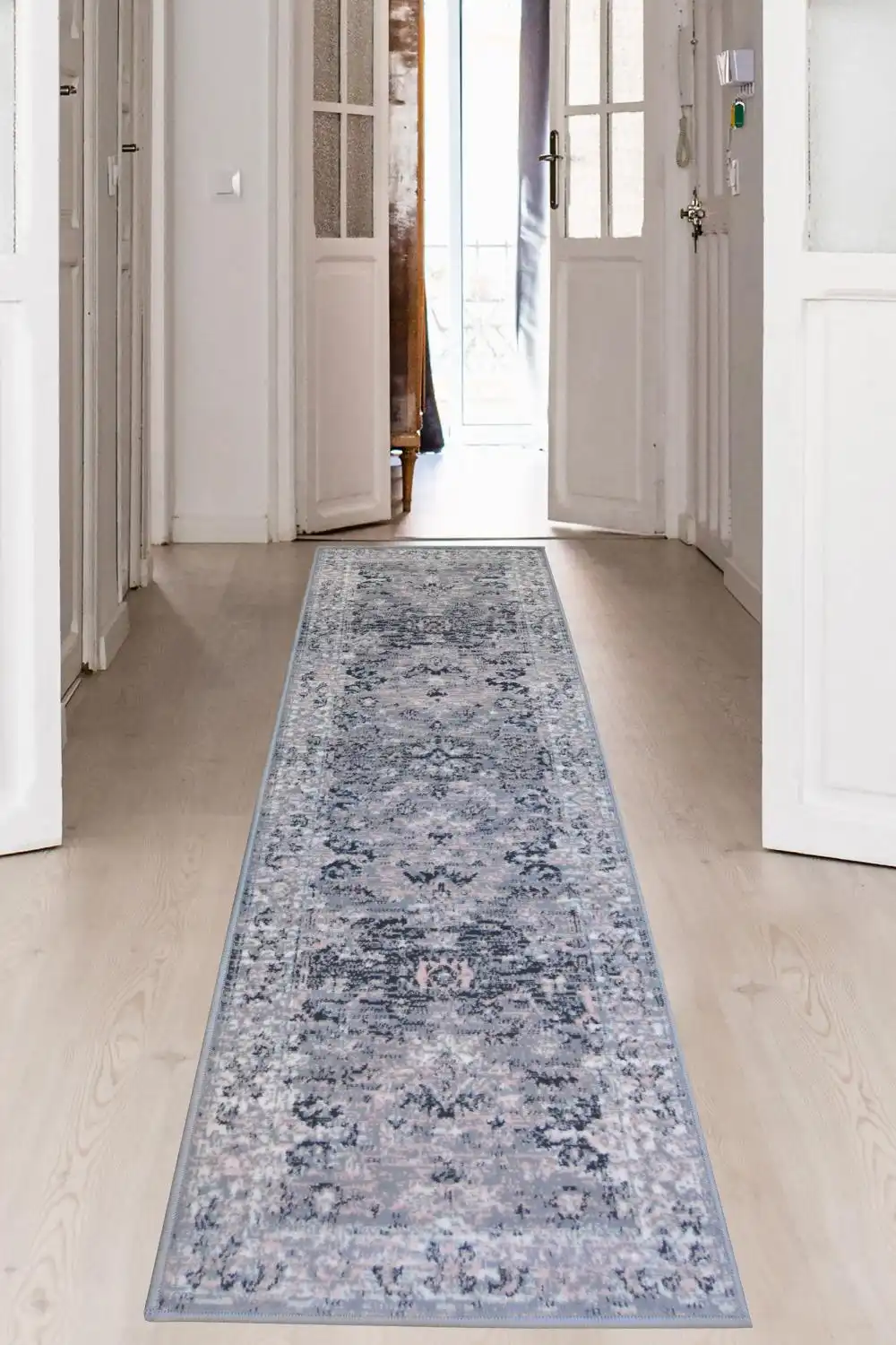 Maestro NEW TRAD GREY PINK Rug