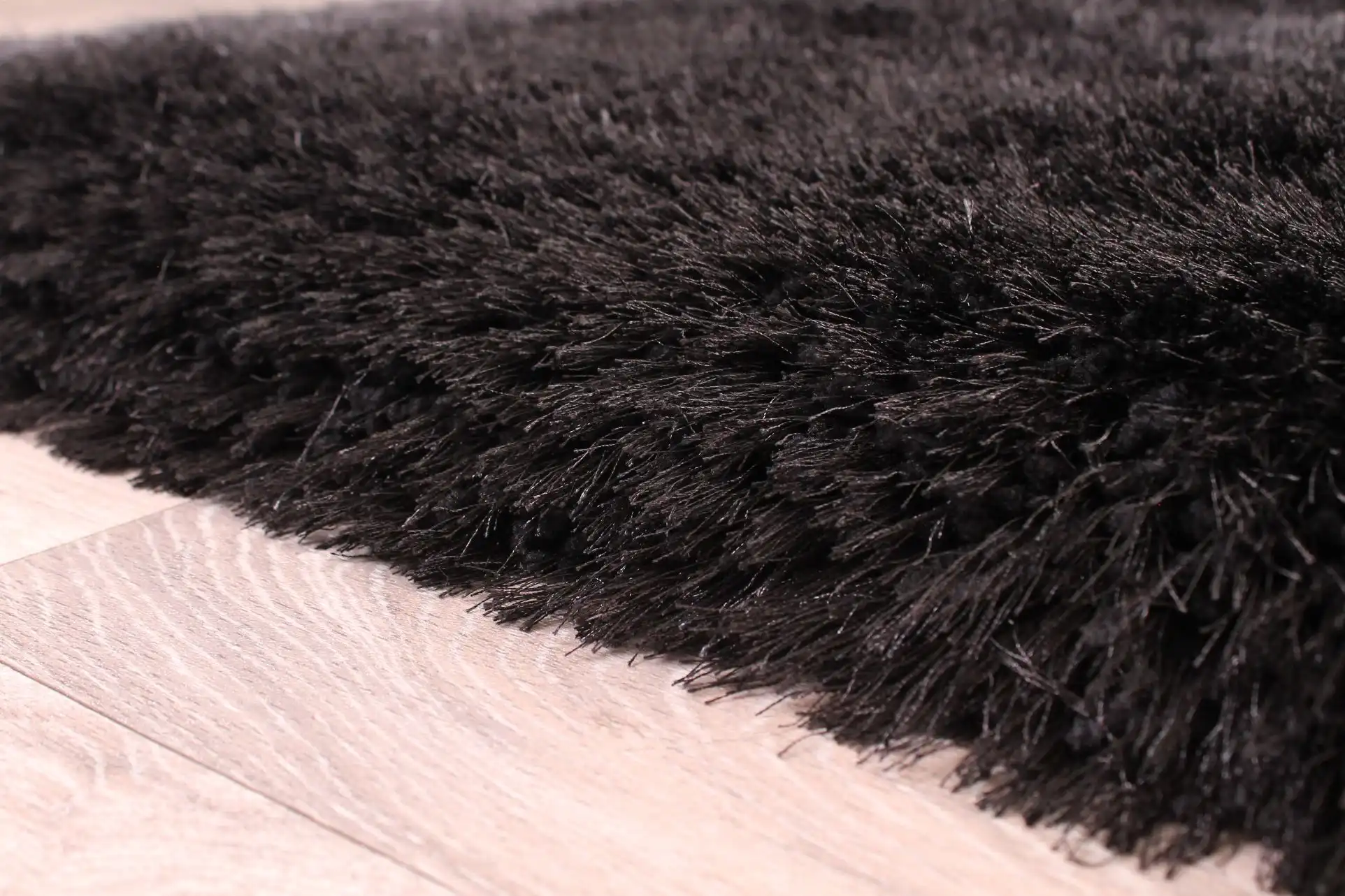 Mayfair HMC Black Rug - Image 5
