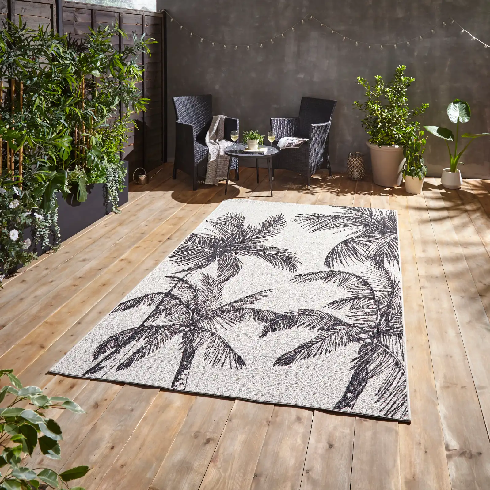 Miami A444 Cream Black Rug