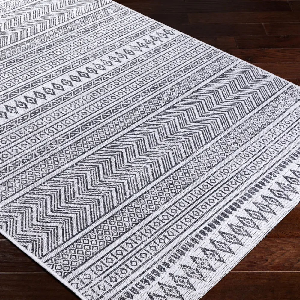 Mimi In- & Outdoor Geometric Black Rug - Image 3