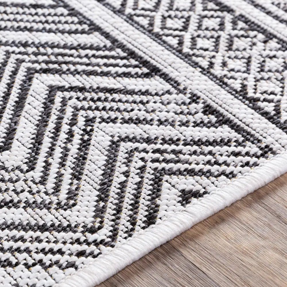 Mimi In- & Outdoor Geometric Black Rug - Image 8