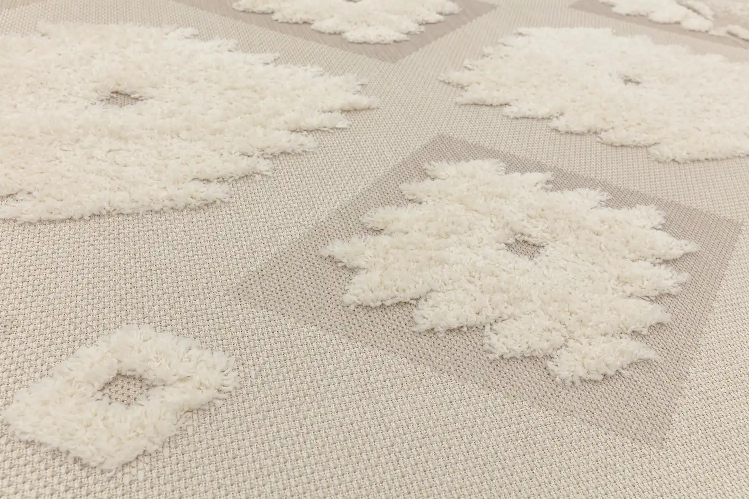 Monty MN02 Natural Cream Tribal Rug - Image 2