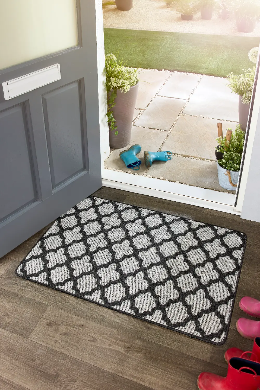 Moroccan Tile Charcoal