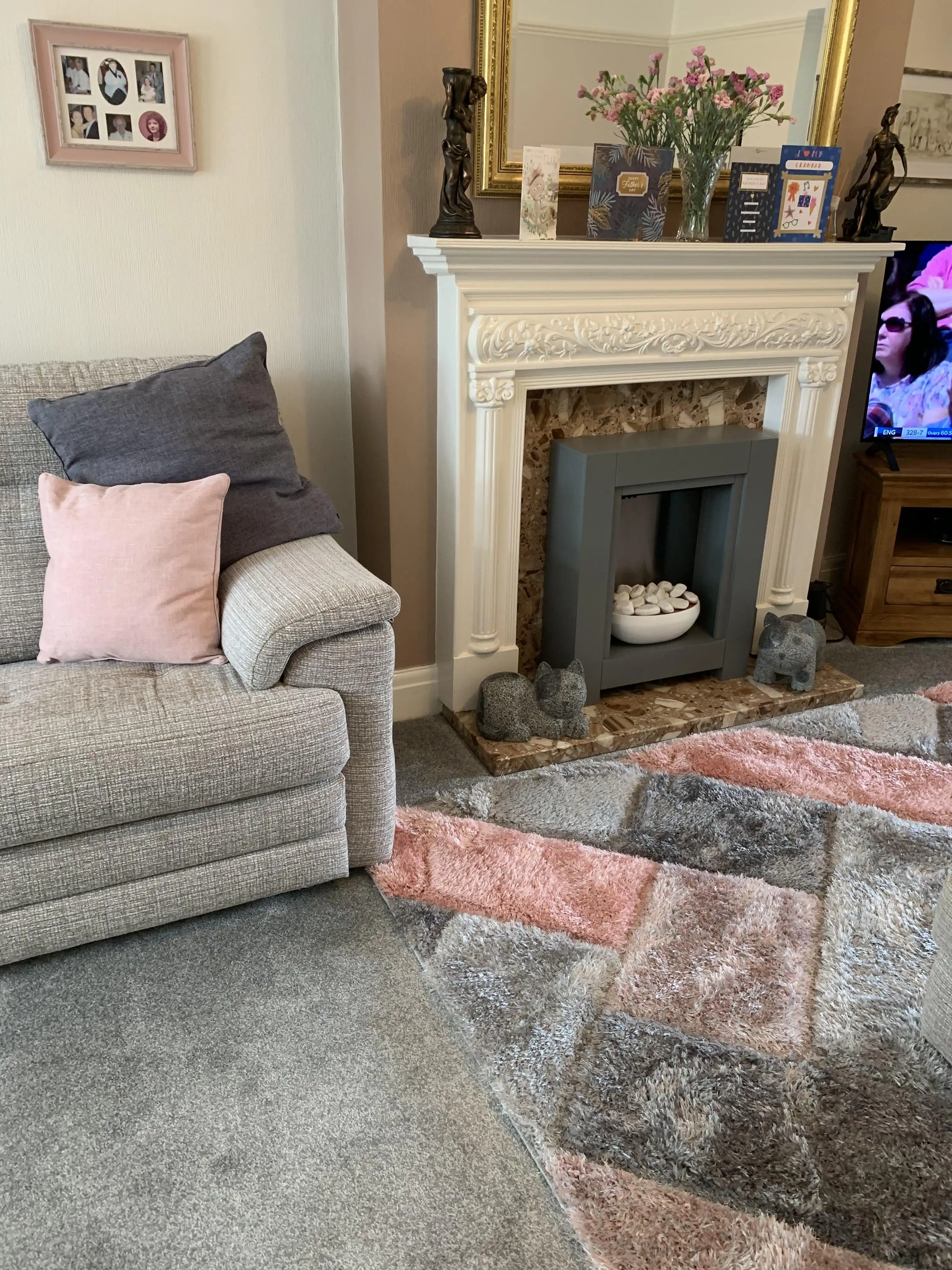 Olympia 2239 Grey Pink Rug - Image 3