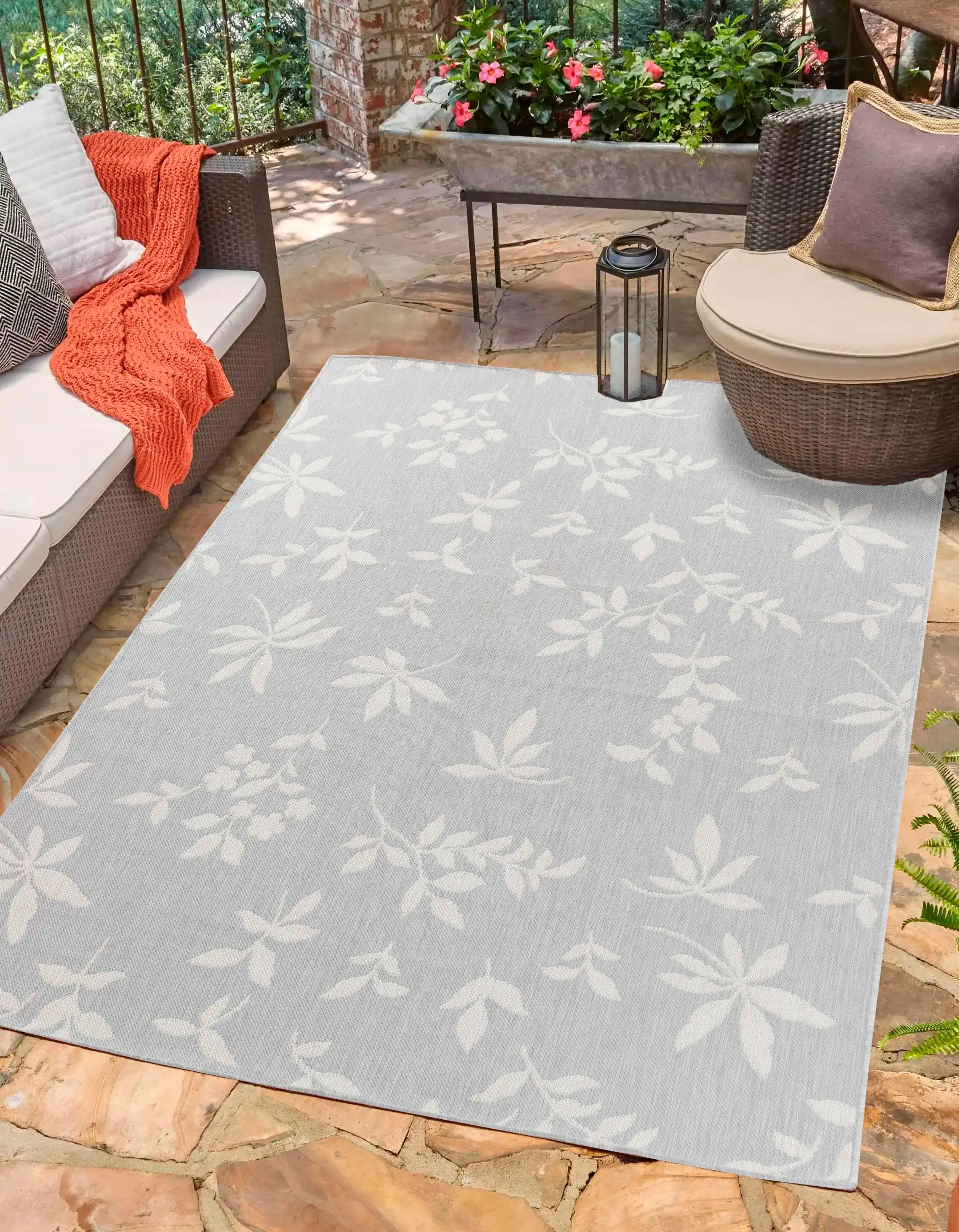 Sky Outdoor Flower Silver Rug
