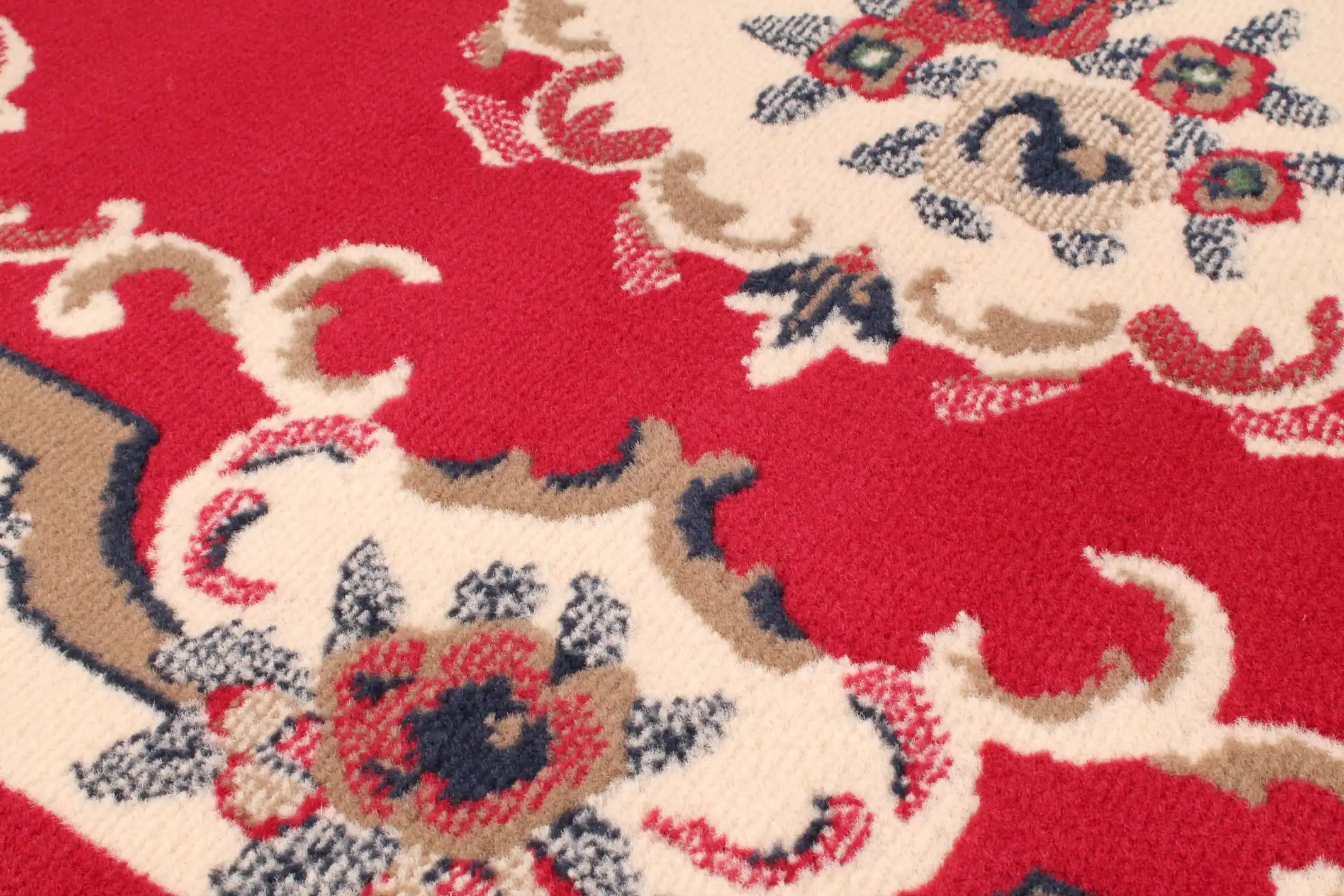 Traditional Poly Sandringham Red Rug - Image 3
