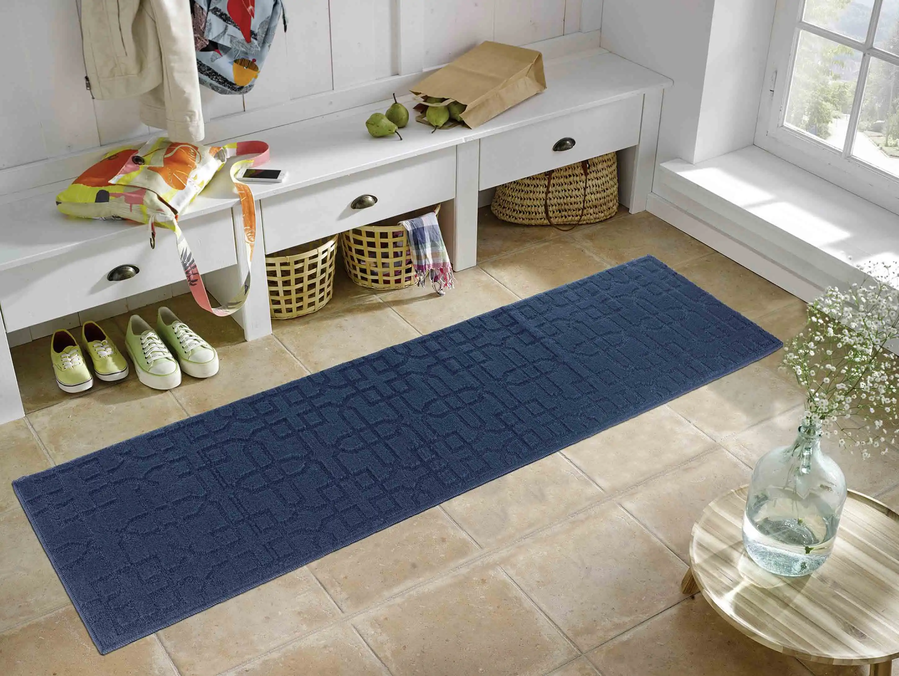 Washable 9mm Gel-Back Ivy Siam Navy Rug - Image 4