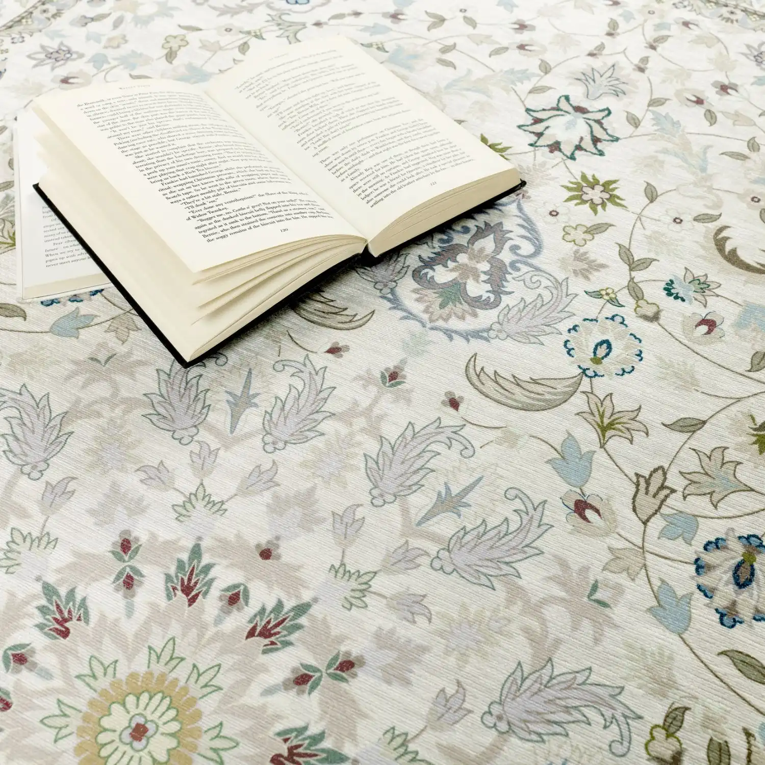 Washable Hug Windsor Natural Rug - Image 3