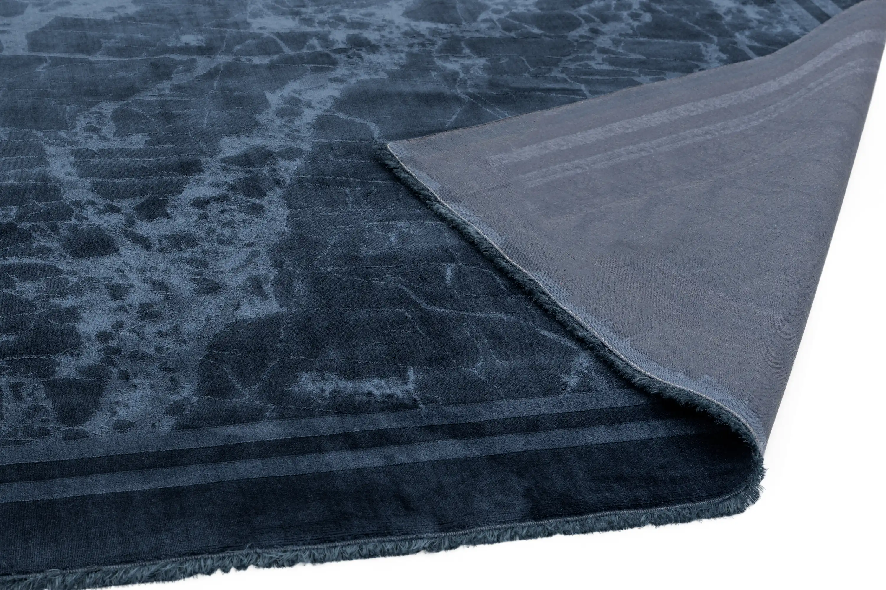Zehraya ZE02 Ink Blue Border Rug - Image 2