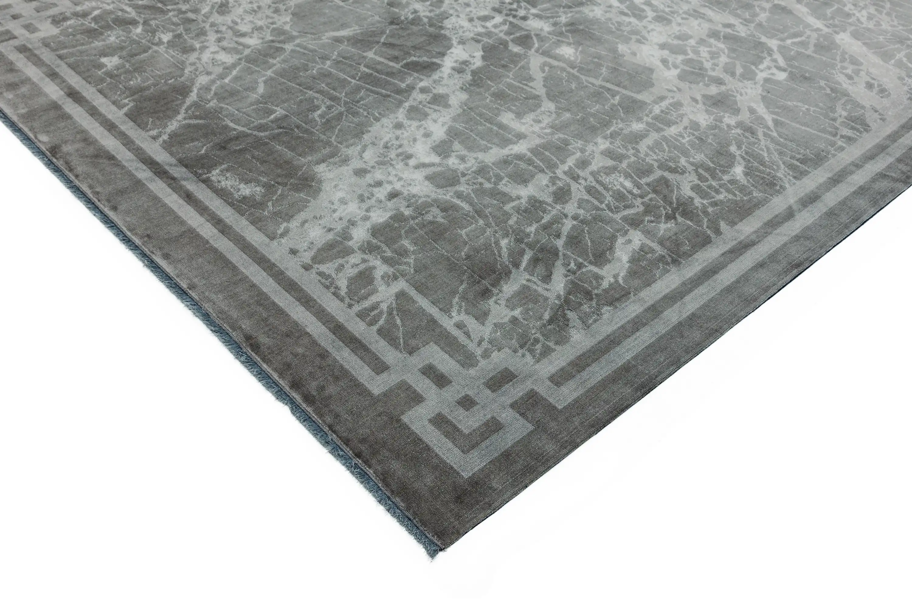 Zehraya ZE04 Silver Border Rug - Image 3